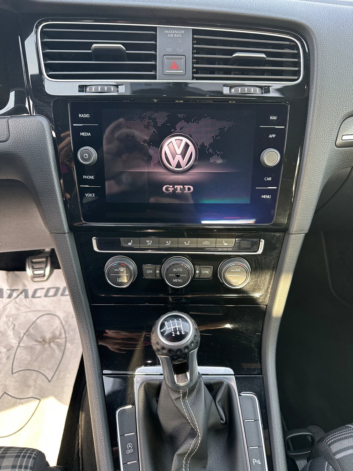 Volkswagen Golf GTD 2.0 TDI 5p. BlueMotion Technology (18)