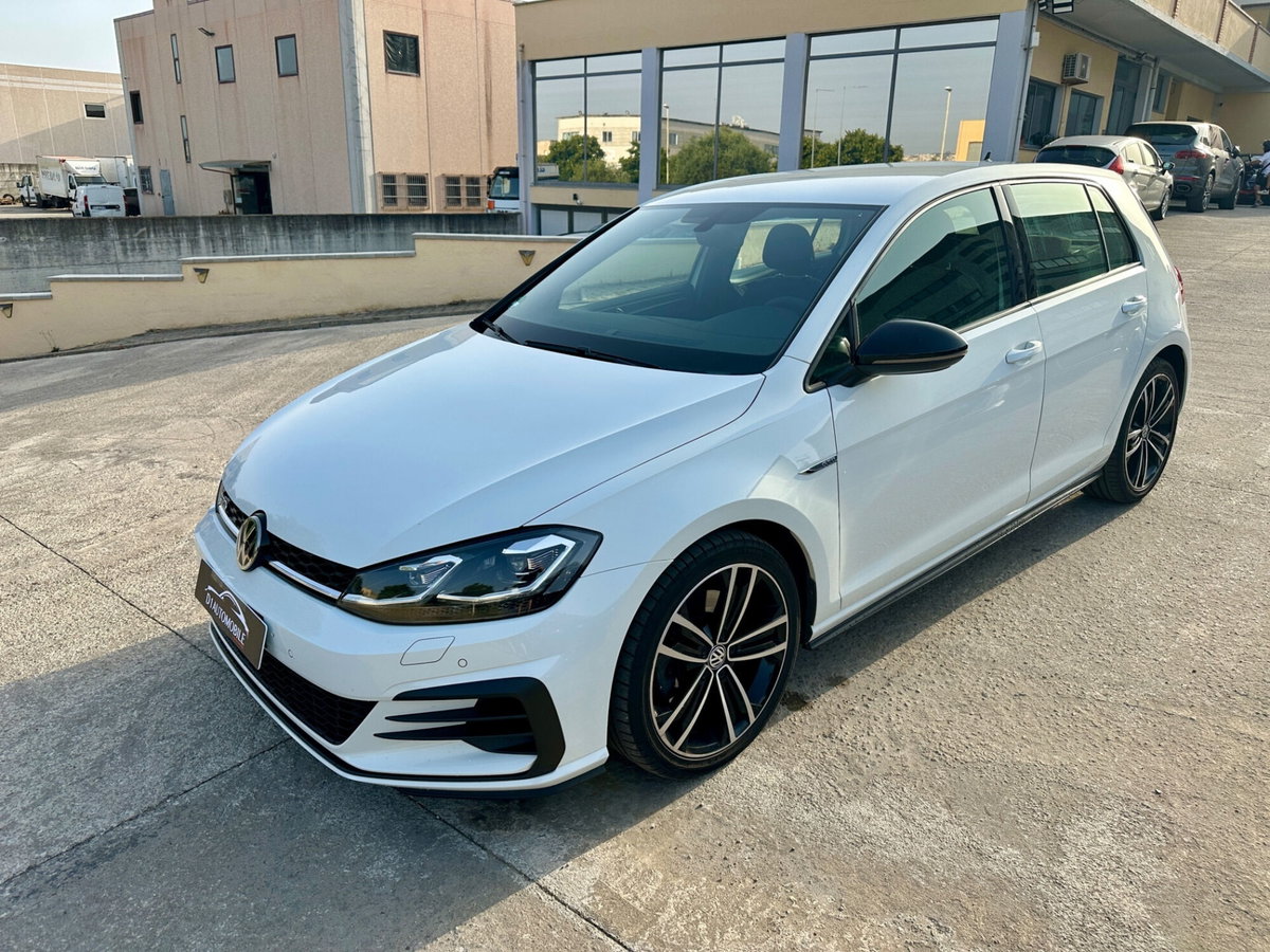 Volkswagen Golf GTD 2.0 TDI 5p. BlueMotion Technology (2)