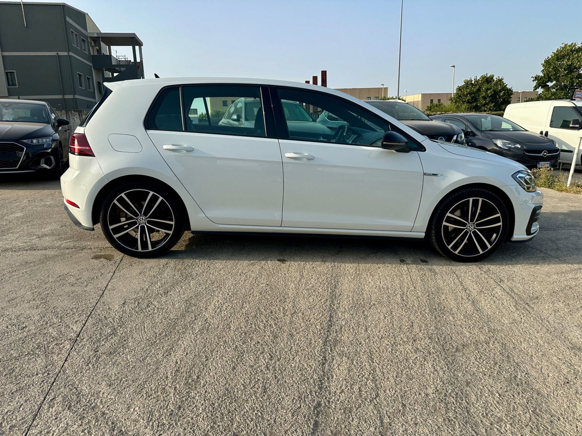 Volkswagen Golf GTD 2.0 TDI 5p. BlueMotion Technology (5)