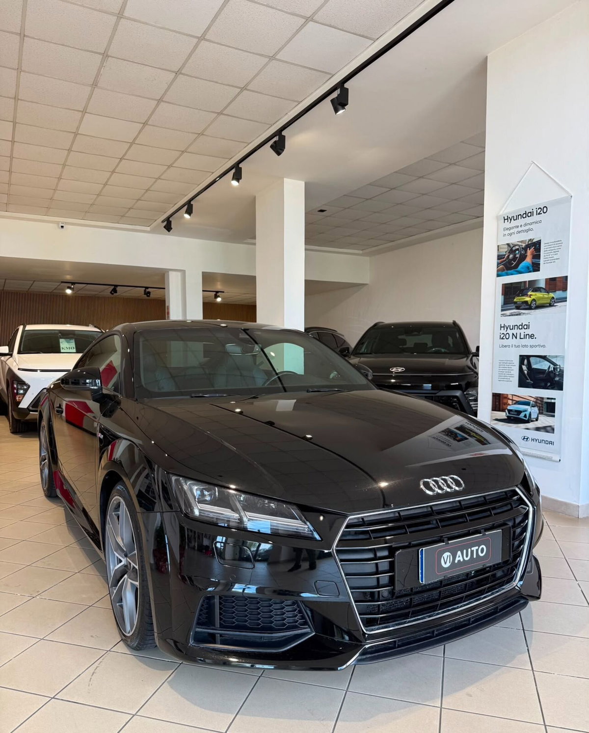 Audi TT Coupé 2.0 TFSI S line (2)