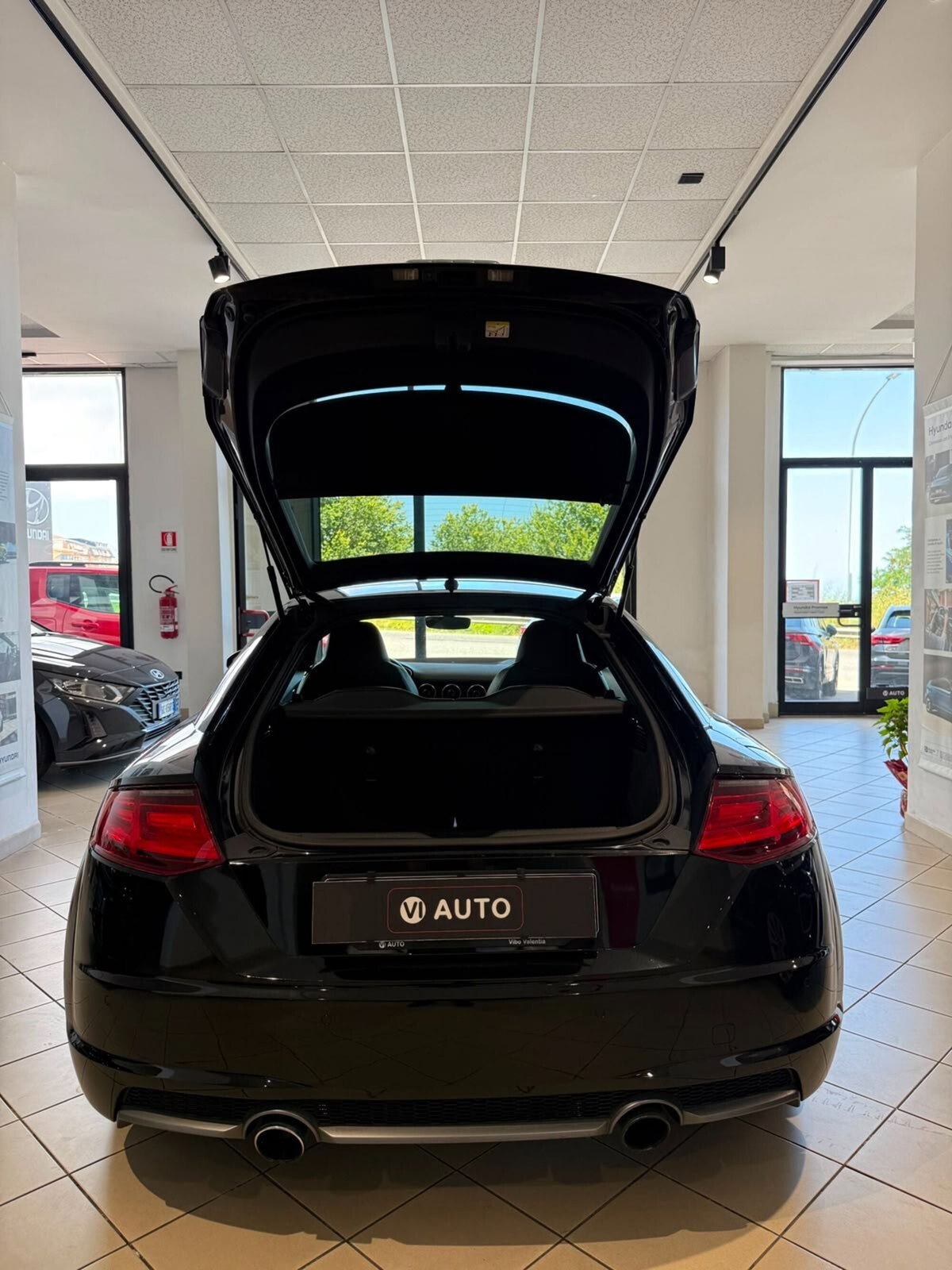 Audi TT Coupé 2.0 TFSI S line (7)