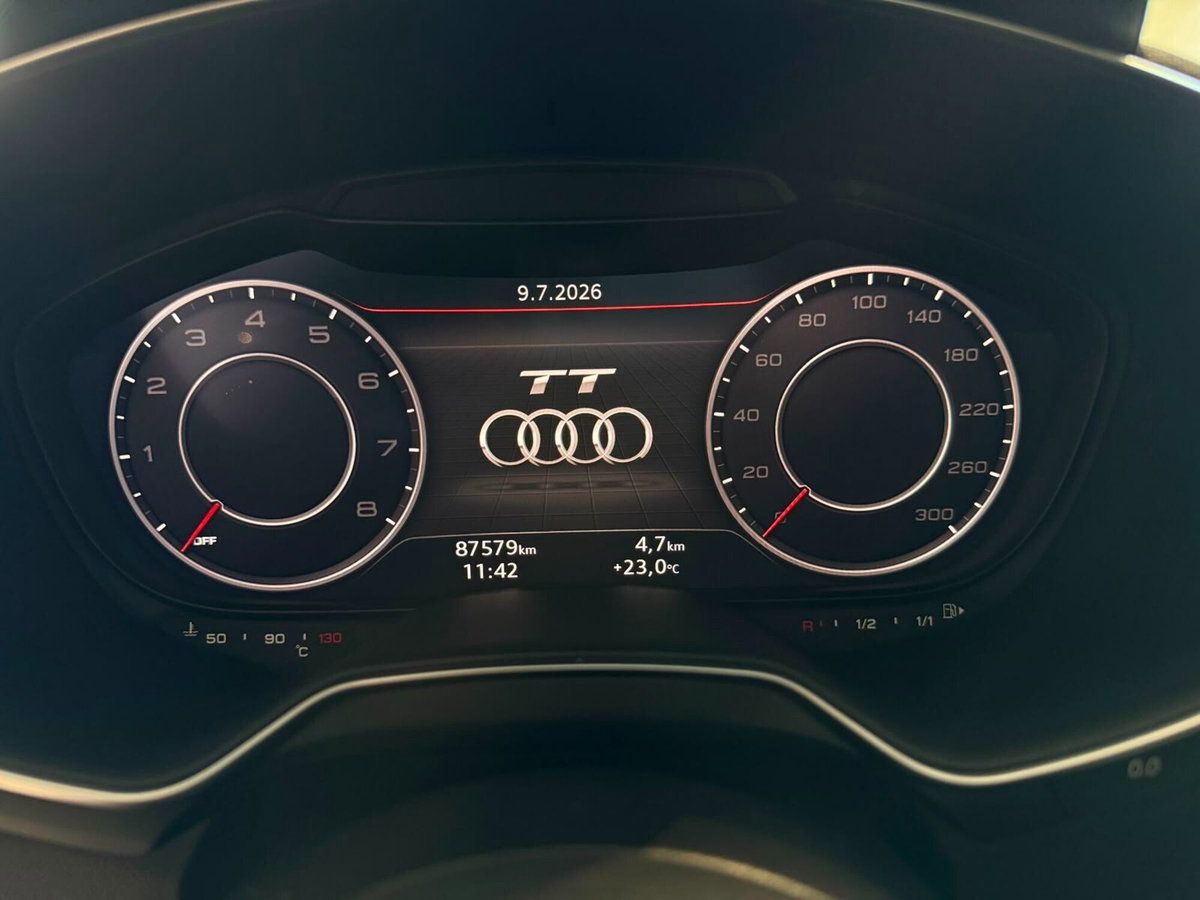 Audi TT Coupé 2.0 TFSI S line (9)