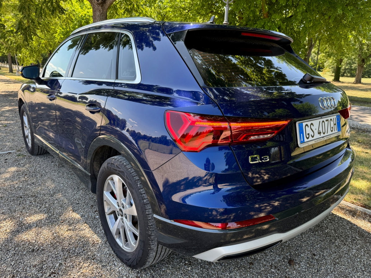 Audi Q3 Sportback 40 2.0 tfsi S line edition quattro s-tronic (8)