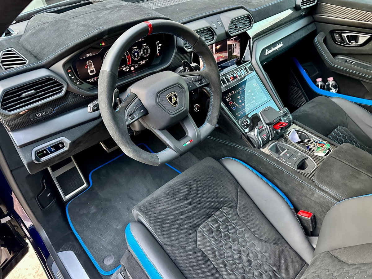 Lamborghini Urus 4.0 V8 Performante auto (6)