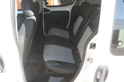 Fiat Qubo 1.3 MJT 95 CV Trekking (13)
