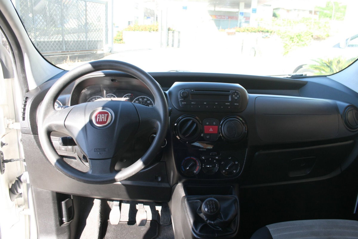 Fiat Qubo 1.3 MJT 95 CV Trekking (9)