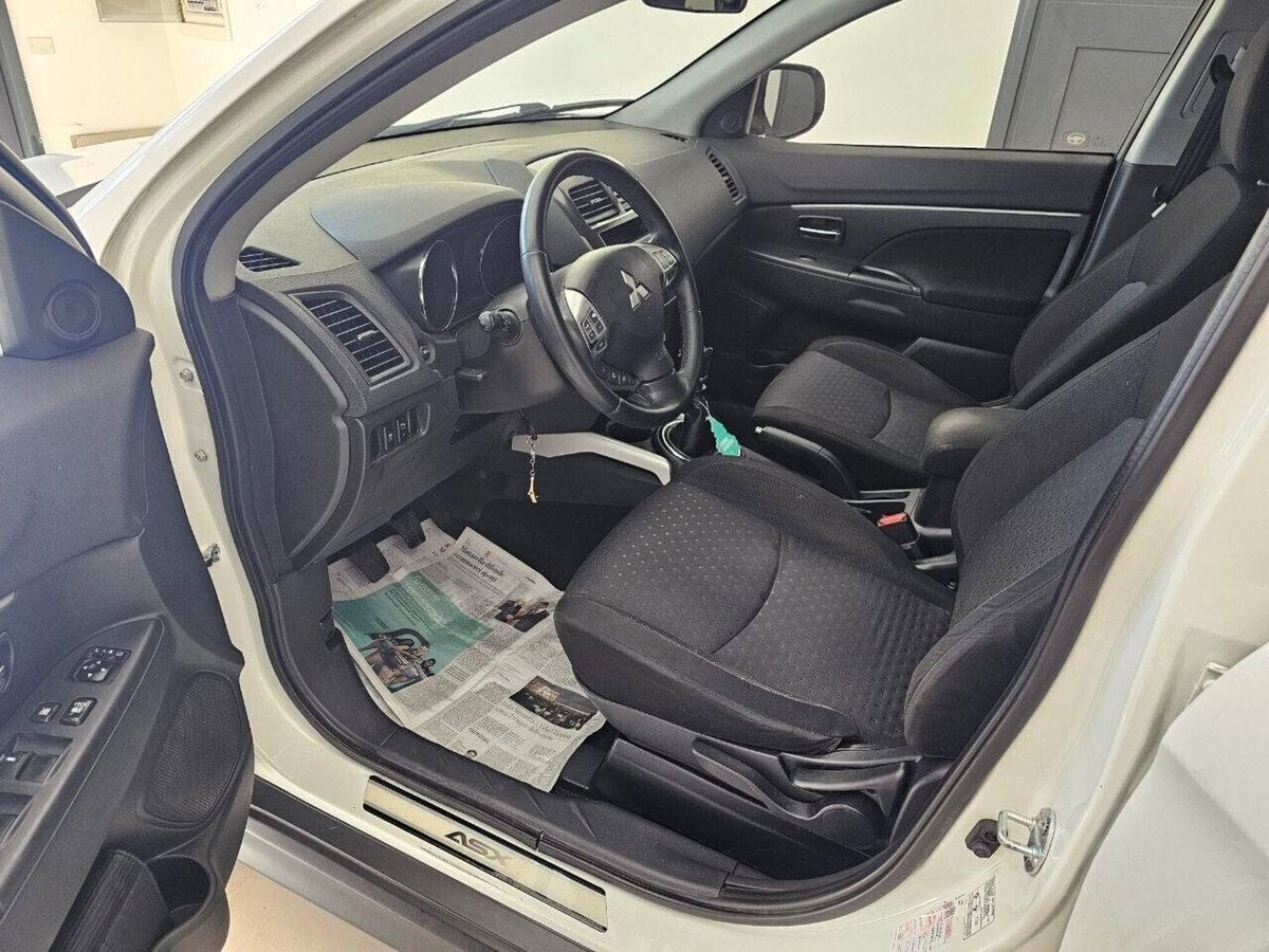 Mitsubishi ASX 1.8 DI-D 150 CV 2WD Intense ClearTec Panoramic (13)