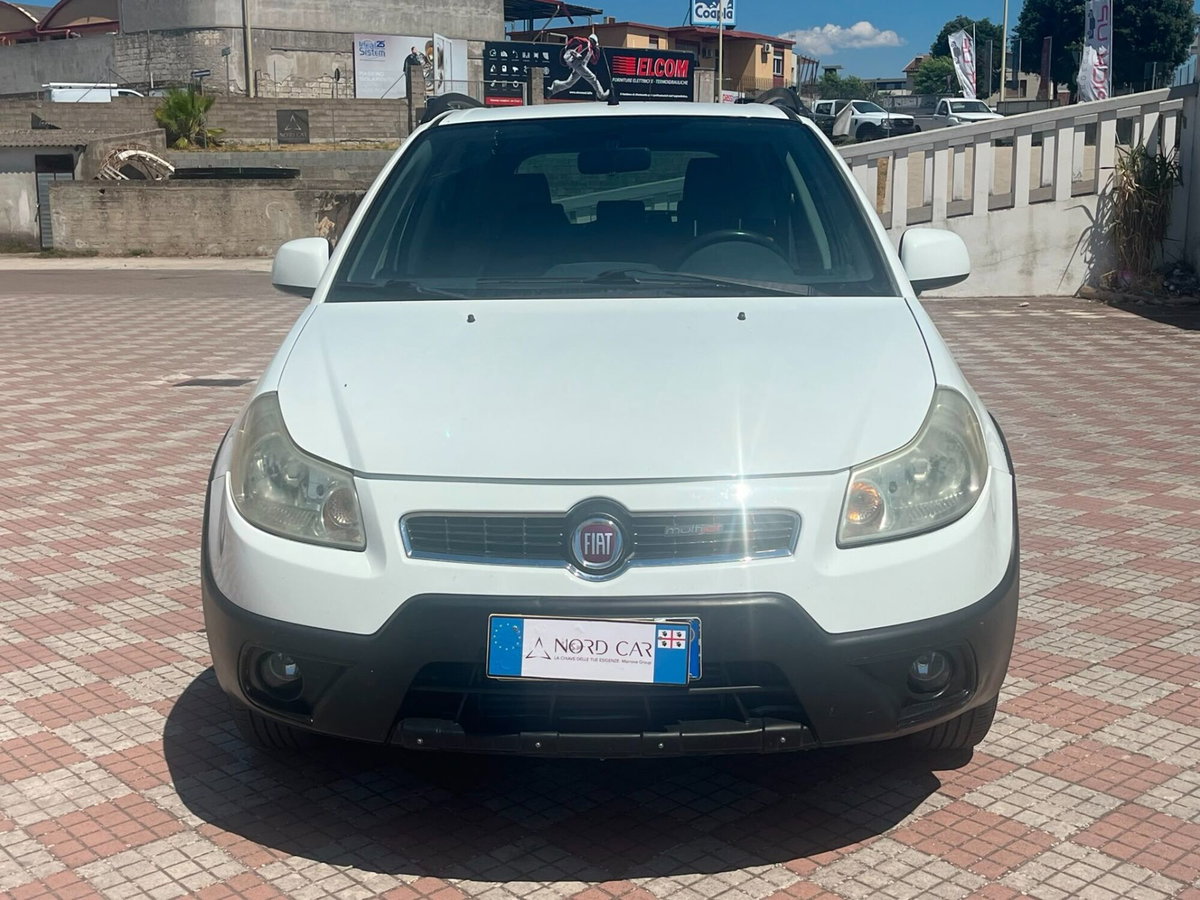 Fiat Sedici 2.0 MJT 16V DPF 4x4 Emotion (2)
