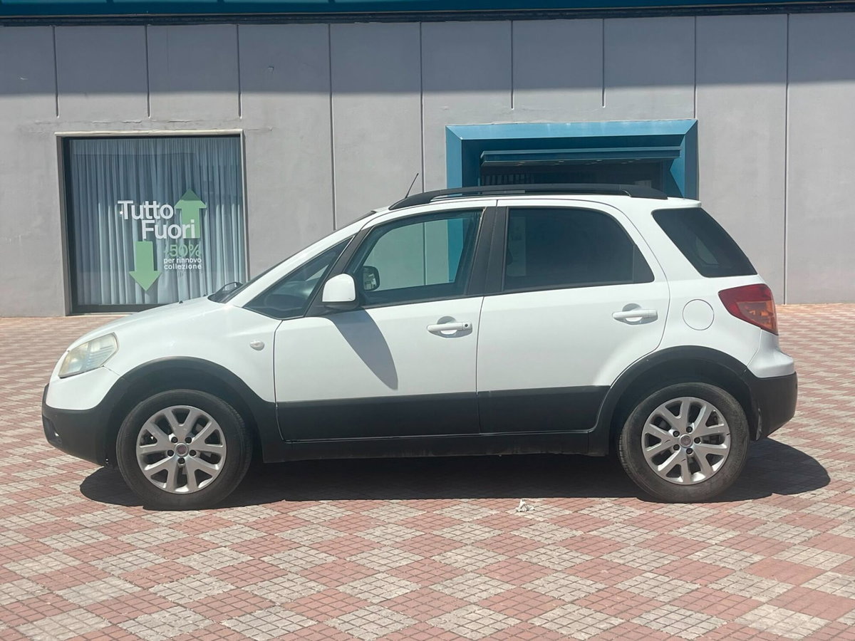 Fiat Sedici 2.0 MJT 16V DPF 4x4 Emotion (3)
