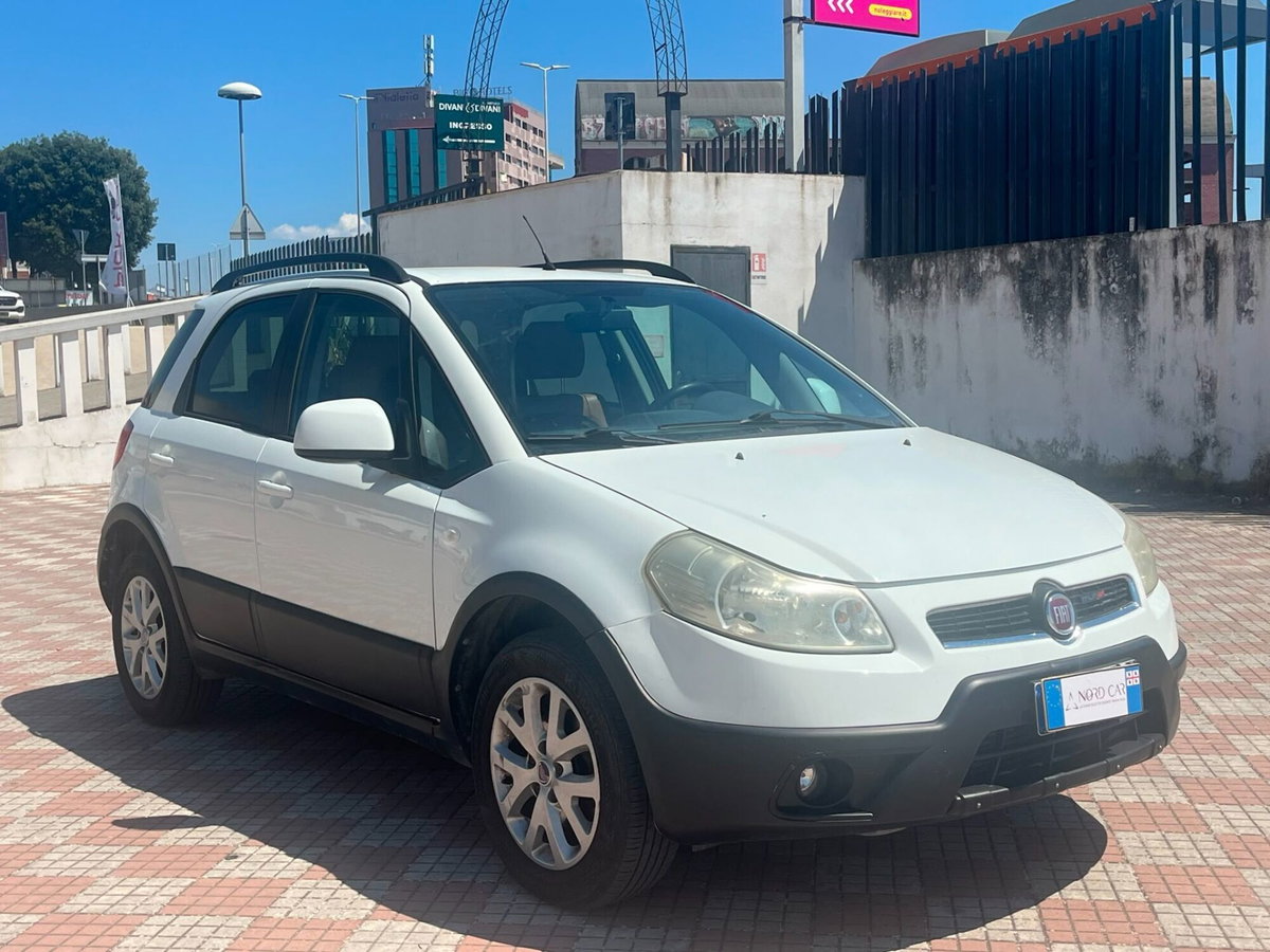 Fiat Sedici 2.0 MJT 16V DPF 4x4 Emotion (8)