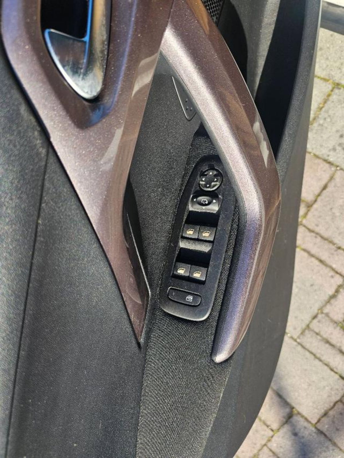 Peugeot 2008 75 Active (14)