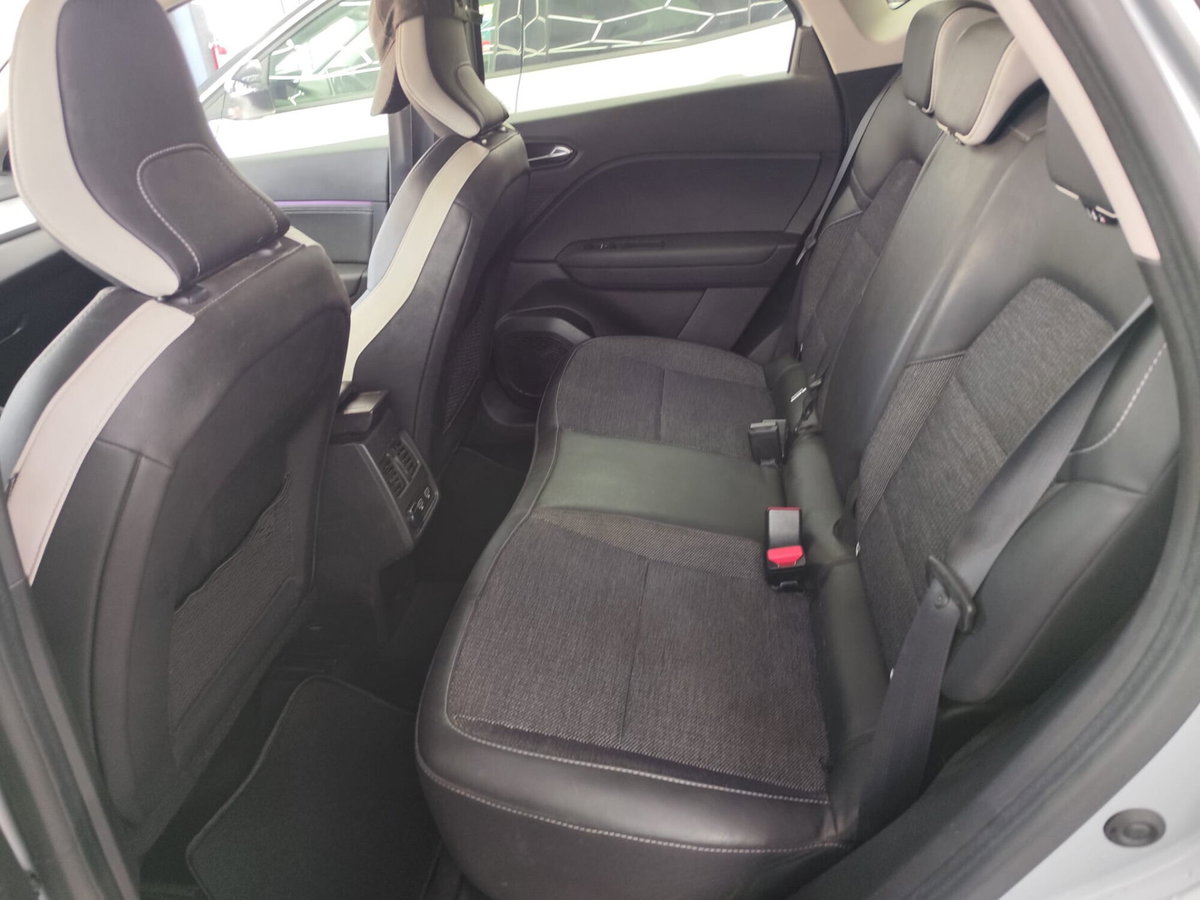 Renault Captur TCe 100 CV GPL Techno (10)