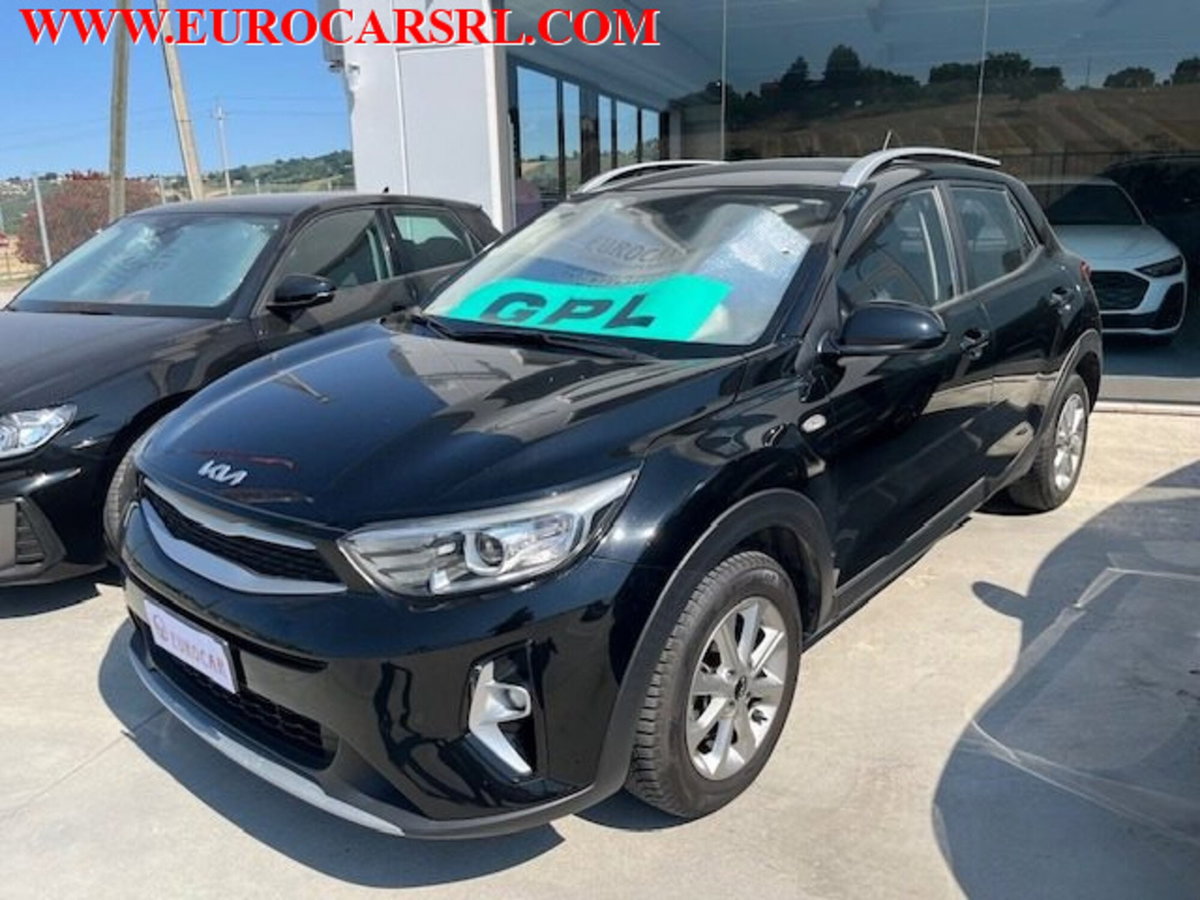 Kia Stonic 1.2 ECO GPL Urban (3)