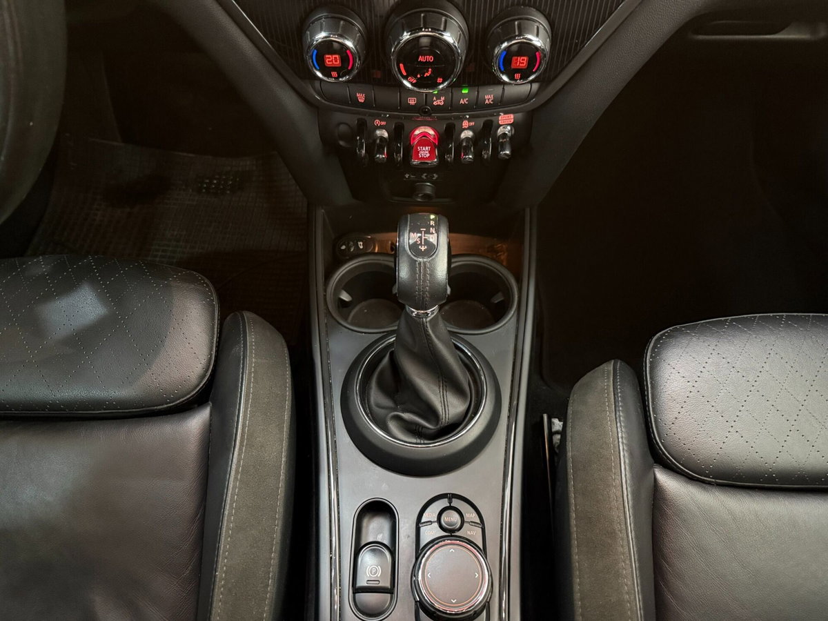 MINI Mini Countryman 2.0 Cooper D Hype Countryman ALL4 Automatica (12)