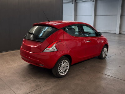 Lancia Ypsilon 1.2 69 CV 5 porte Gold (3)