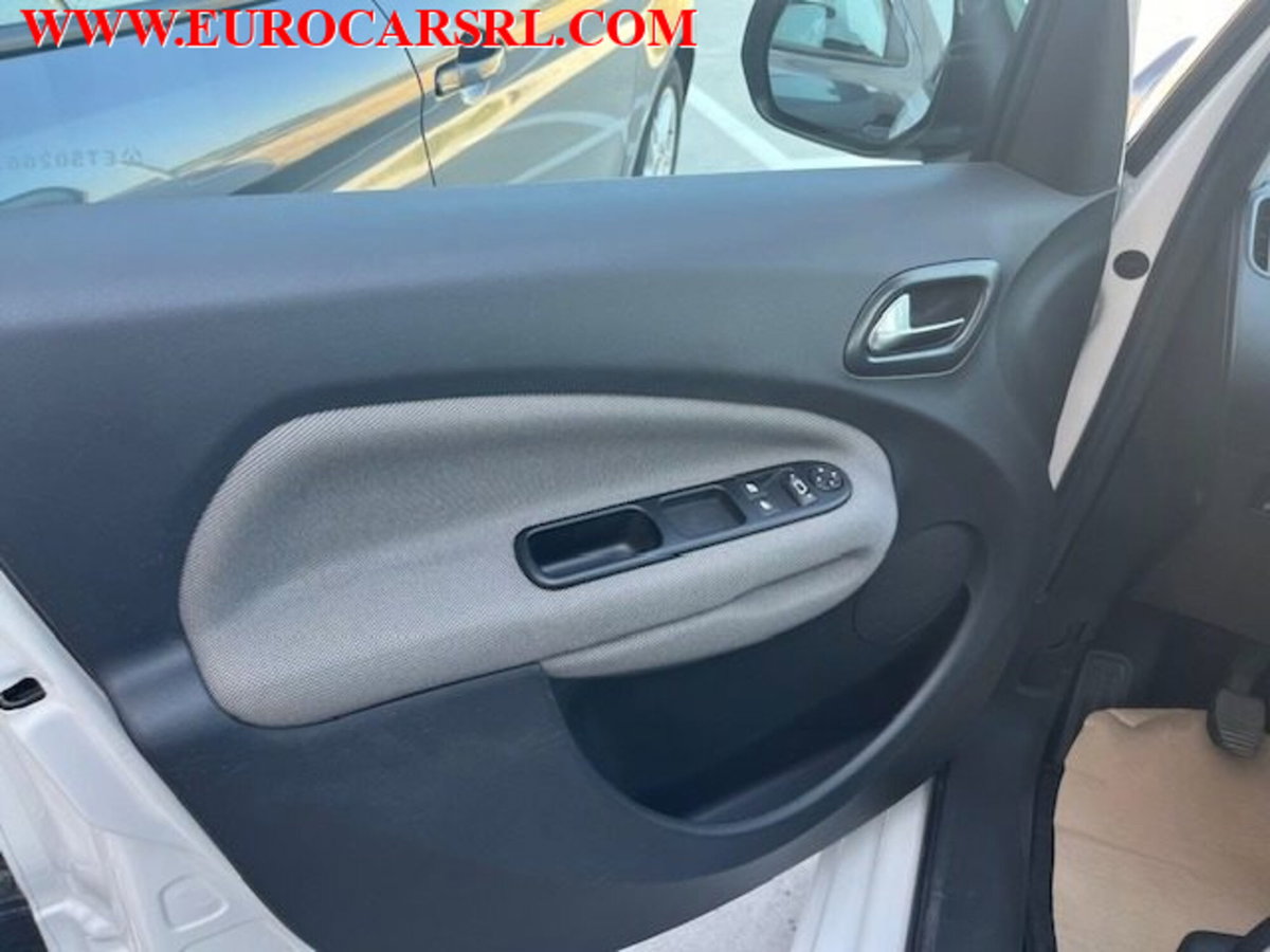 Citroen C3 Picasso 1.6 HDi 90 Seduction (11)