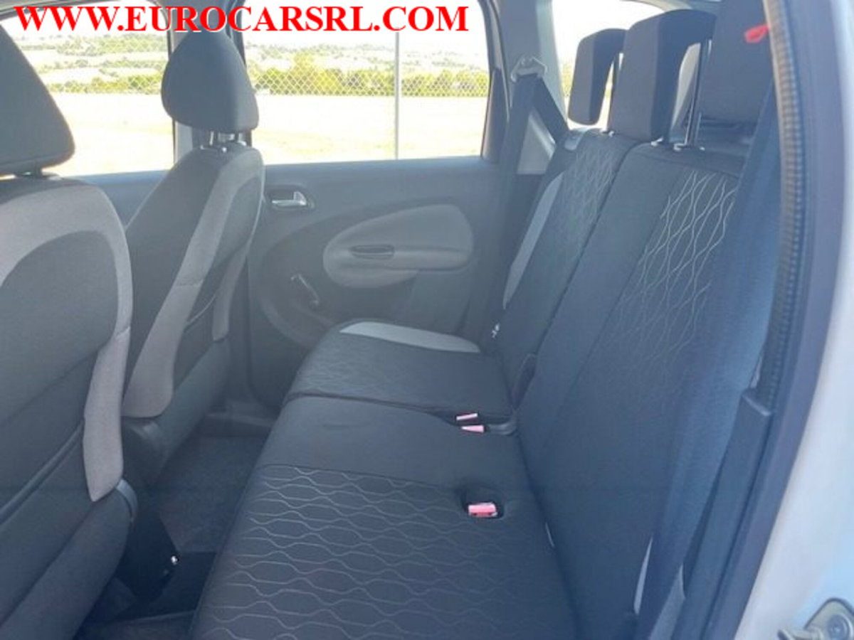 Citroen C3 Picasso 1.6 HDi 90 Seduction (18)