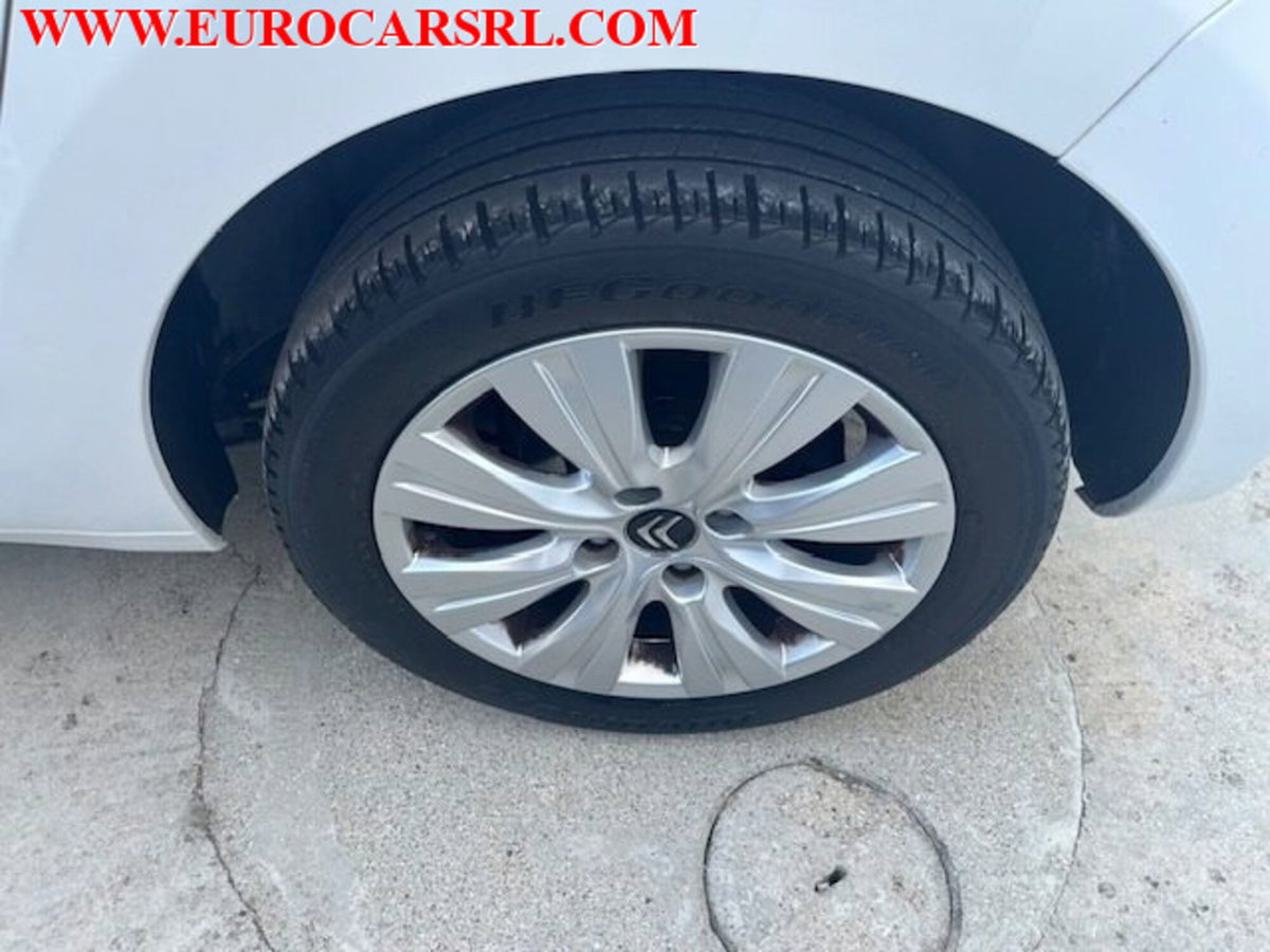 Citroen C3 Picasso 1.6 HDi 90 Seduction (5)