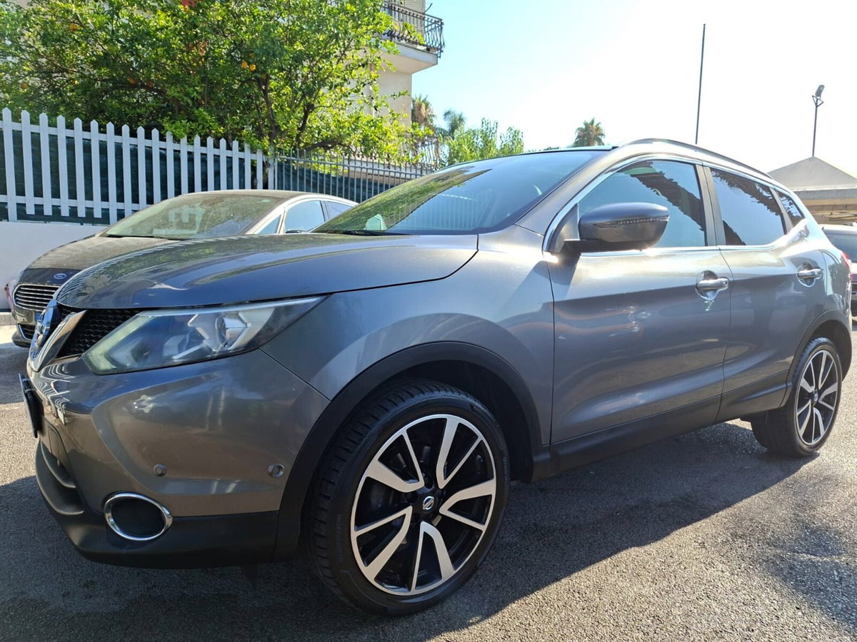 Nissan Qashqai 1.5 dCi Tekna (11)