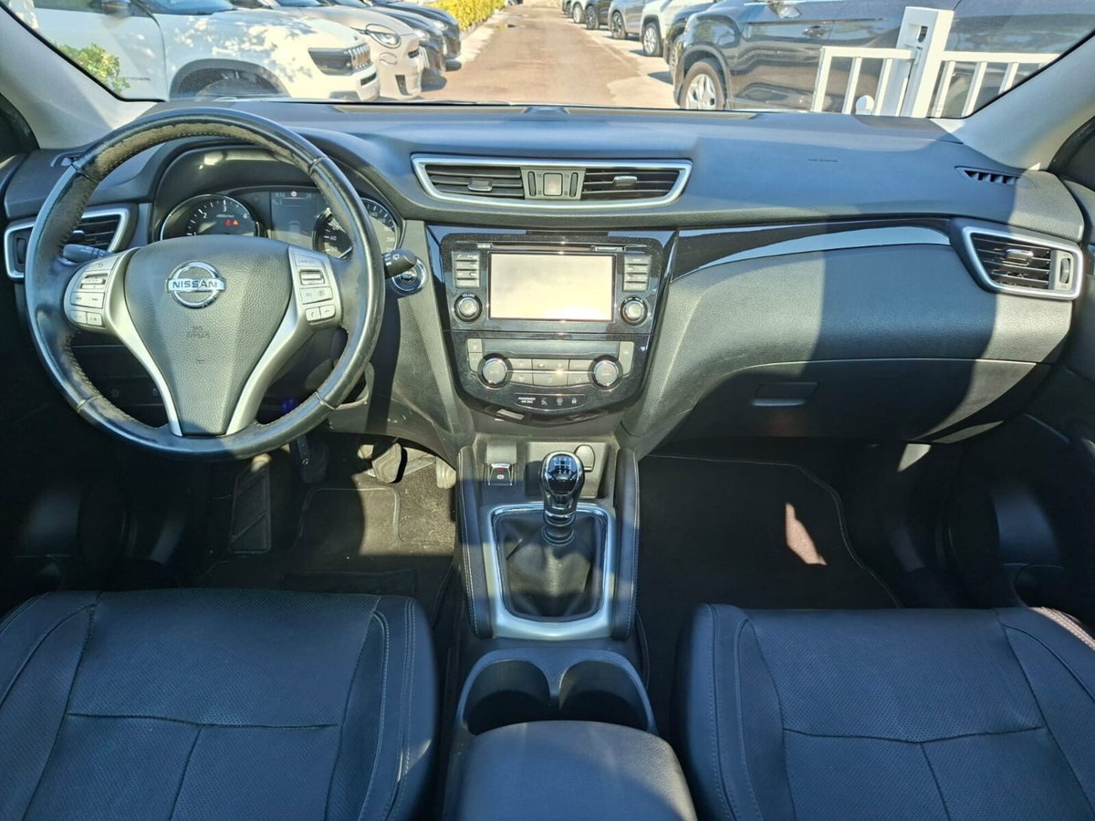 Nissan Qashqai 1.5 dCi Tekna (16)