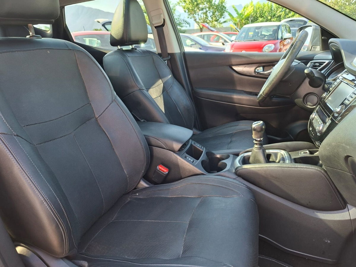 Nissan Qashqai 1.5 dCi Tekna (19)