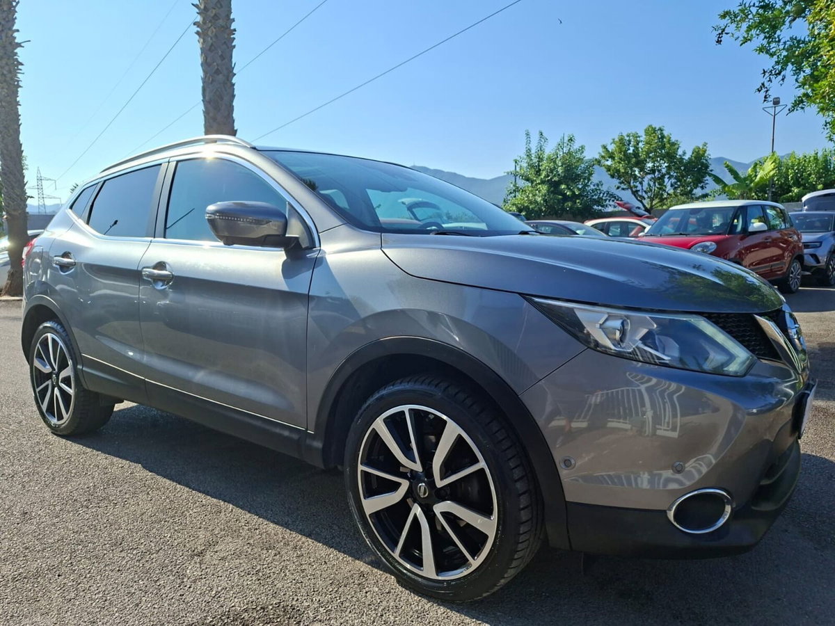 Nissan Qashqai 1.5 dCi Tekna (3)