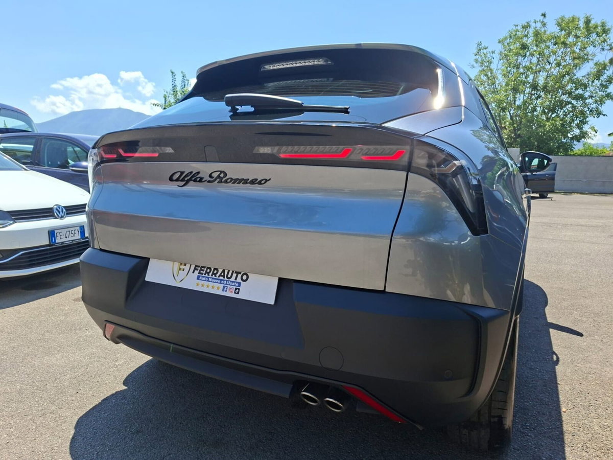 Alfa Romeo Junior 1.2 ibrida 145cv edct6 (10)