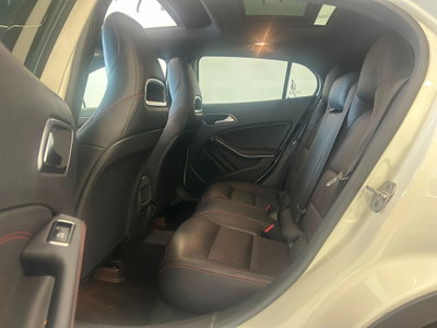 Mercedes-Benz GLA SUV 200 CDI Automatic Premium (10)