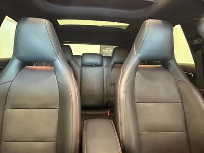 Mercedes-Benz GLA SUV 200 CDI Automatic Premium (12)