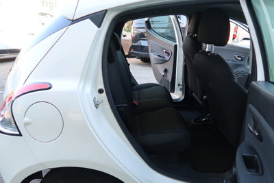 Lancia Ypsilon 0.9 TwinAir 85 CV 5 porte Metano Ecochic Elefantino (11)