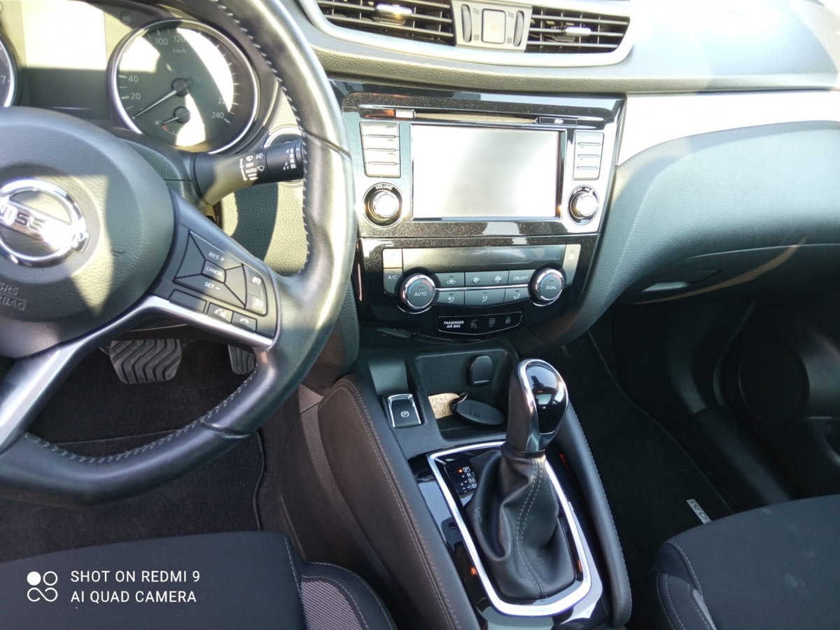 Nissan Qashqai 1.2 DIG-T Tekna (6)