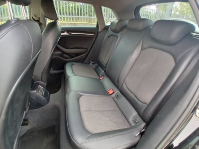 Audi A3 Sportback 35 TFSI COD S tronic Sport (18)