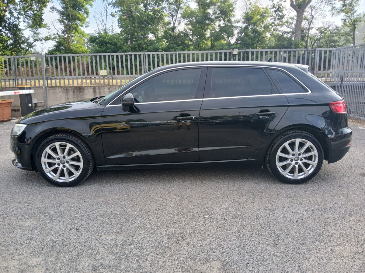 Audi A3 Sportback 35 TFSI COD S tronic Sport (8)