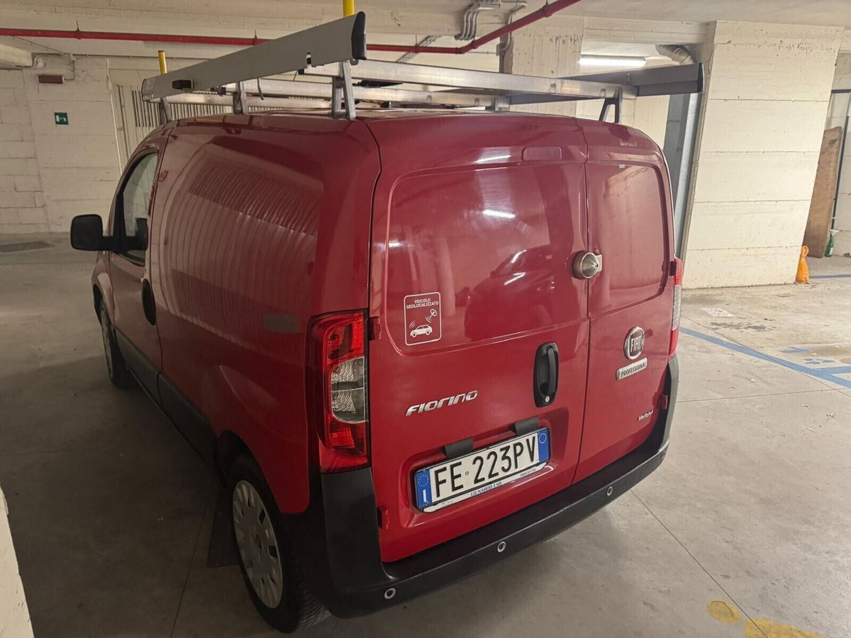 Fiat Fiorino Furgone cargo 1.3 mjt 95cv Adventure (3)