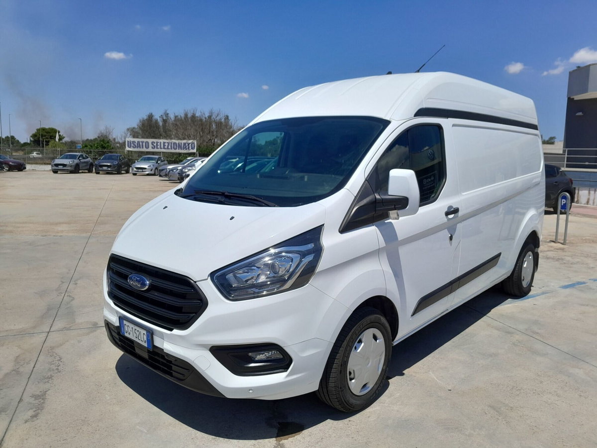 Ford Transit Custom Furgone 300 2.0 EcoBlue Hybrid 170 PL Furg. Titanium (4)