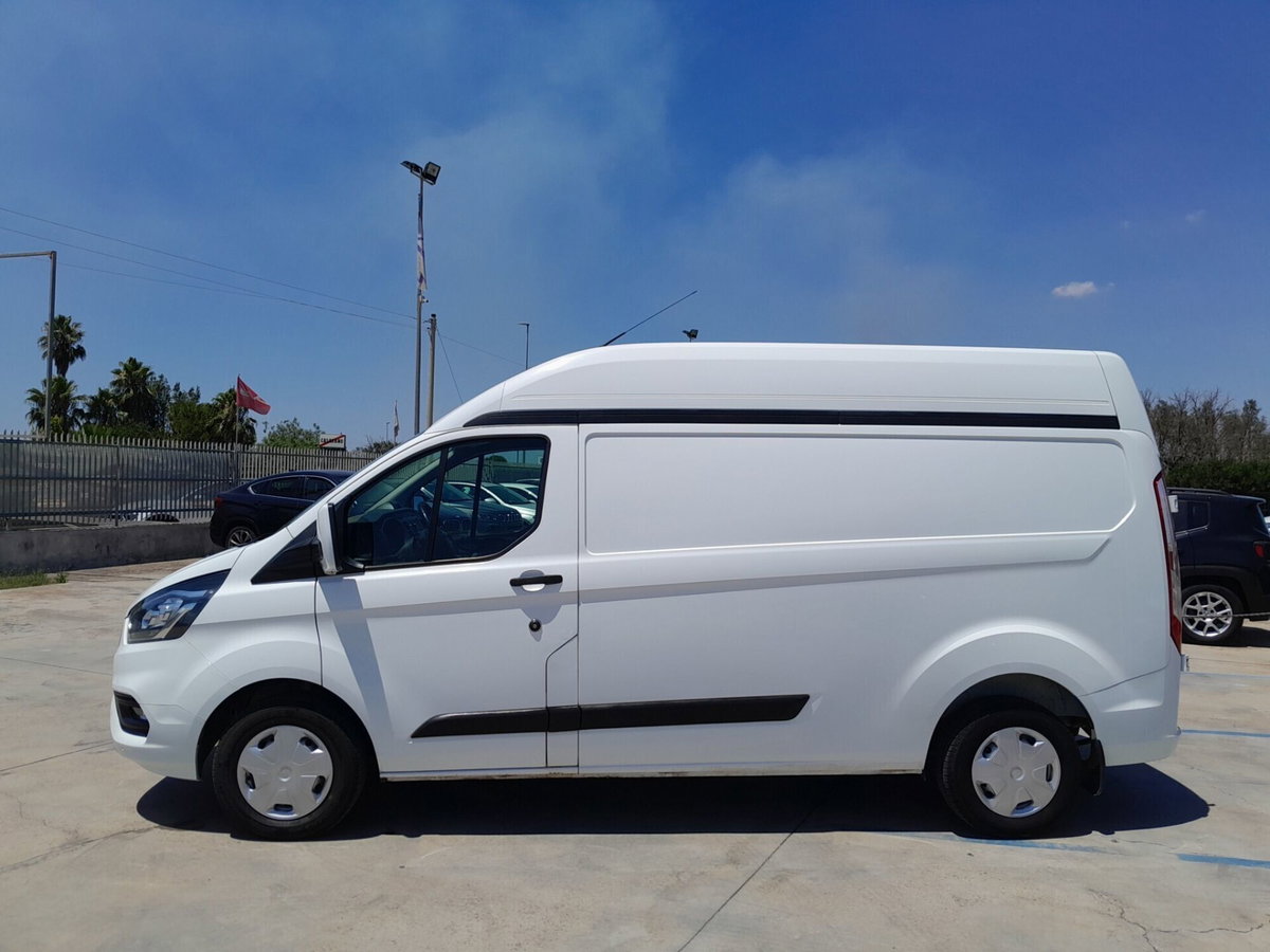 Ford Transit Custom Furgone 300 2.0 EcoBlue Hybrid 170 PL Furg. Titanium (5)