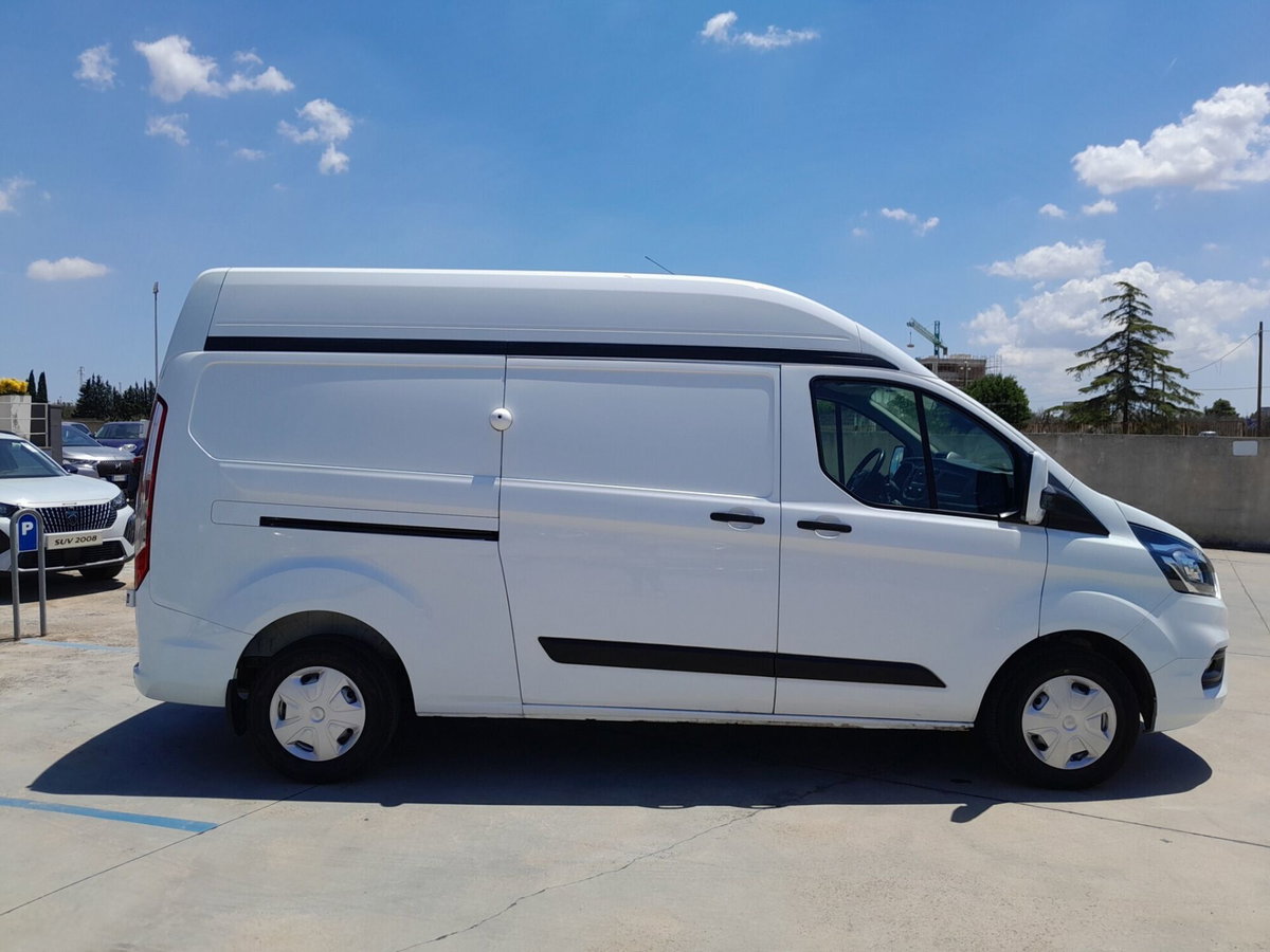 Ford Transit Custom Furgone 300 2.0 EcoBlue Hybrid 170 PL Furg. Titanium (9)