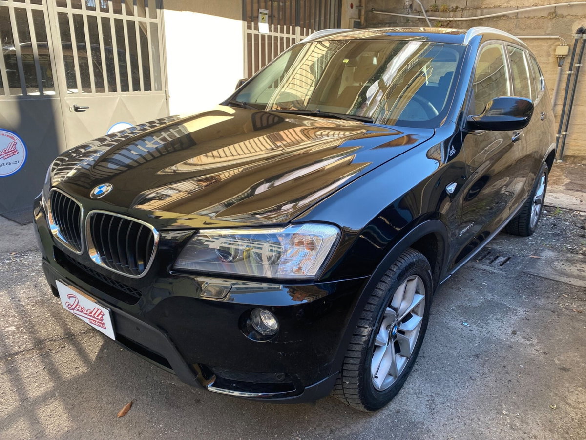 BMW X3 xDrive20d Futura (6)