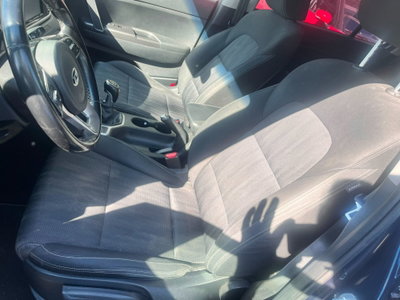 Kia Sportage 1.6 GDI 2WD Business Class (8)