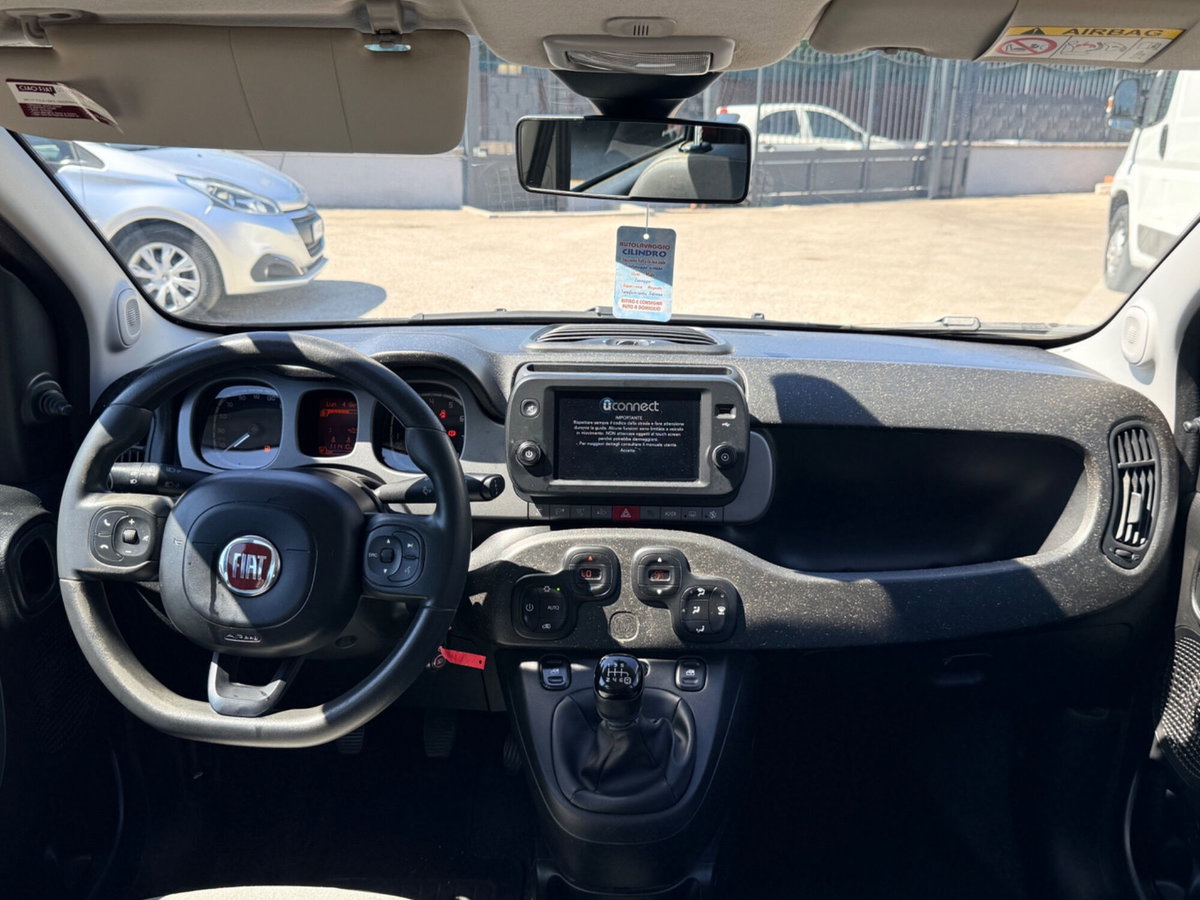 Fiat Panda 1.0 FireFly S&S Hybrid City Cross (13)
