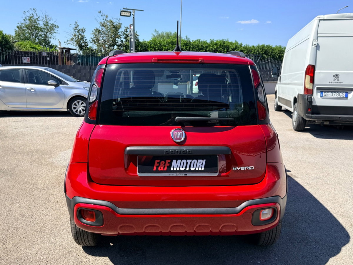 Fiat Panda 1.0 FireFly S&S Hybrid City Cross (5)
