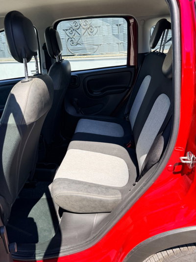 Fiat Panda 1.0 FireFly S&S Hybrid City Cross (9)