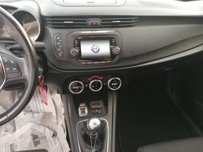 Alfa Romeo Giulietta 1.6 JTDm Ti 120cv (14)