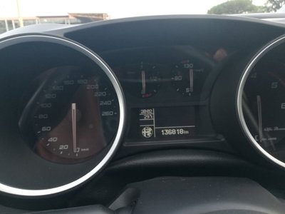 Alfa Romeo Giulietta 1.6 JTDm Ti 120cv (16)
