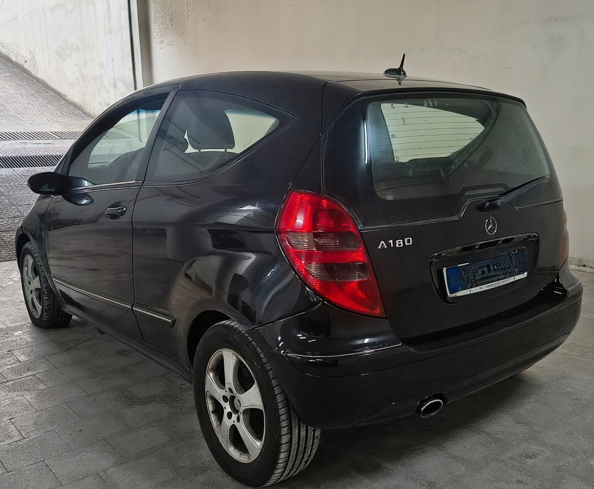 Mercedes-Benz Classe A 180 CDI Avantgarde (3)