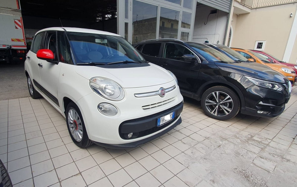 Fiat 500L 1.3 Multijet 95 CV Dualogic Lounge (2)