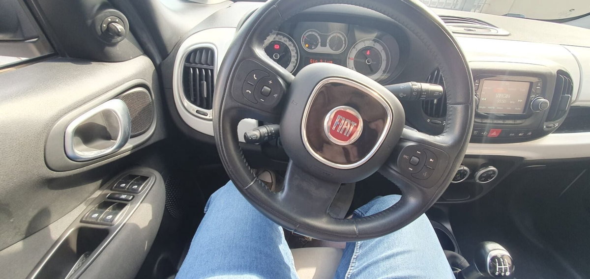 Fiat 500L 1.3 Multijet 95 CV Dualogic Lounge (5)