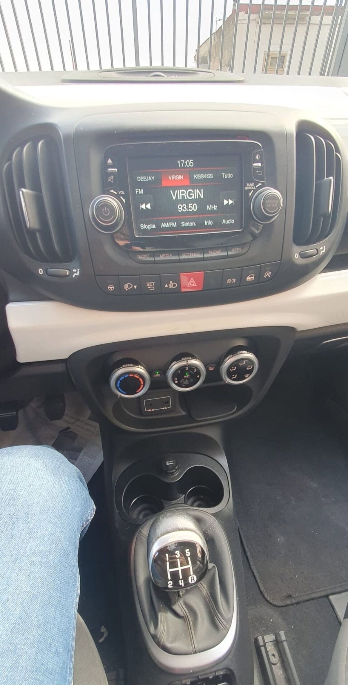 Fiat 500L 1.3 Multijet 95 CV Dualogic Lounge (6)