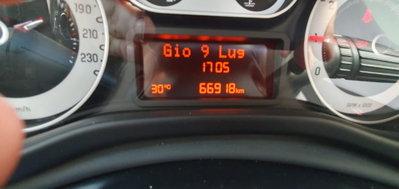 Fiat 500L 1.3 Multijet 95 CV Dualogic Lounge (8)
