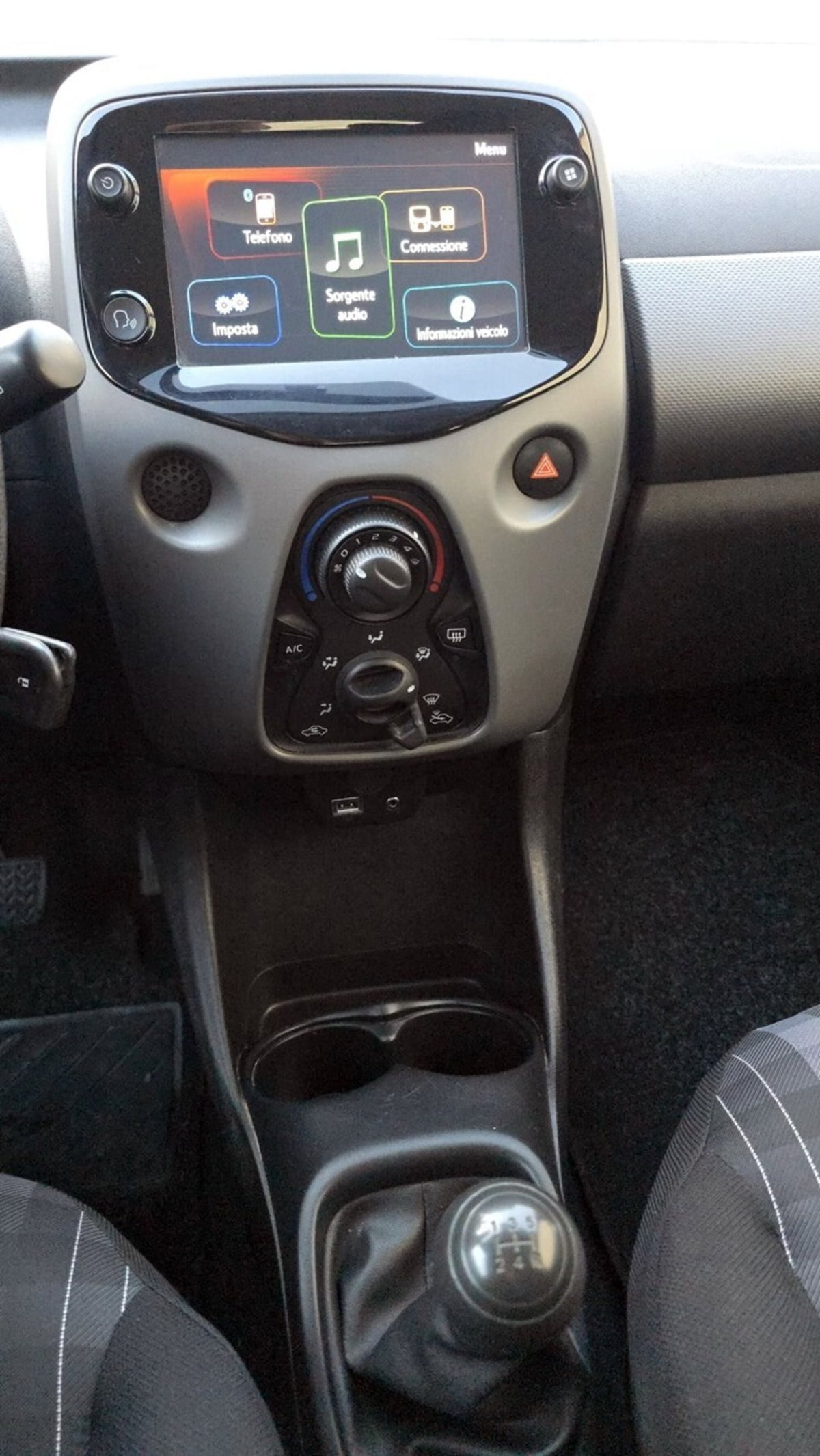 Peugeot 108 72 5 porte Active (7)